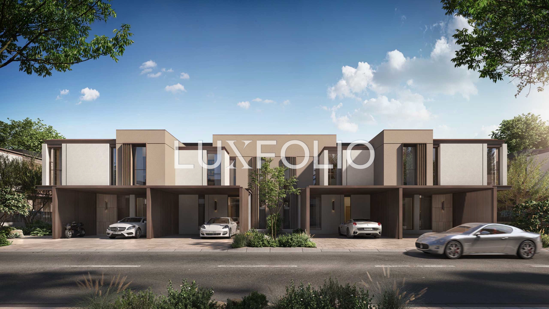 Single Row | Premium Location | Hot Unit