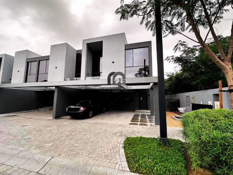 Luxury Semi-Attached | Open View | privacy | Ready