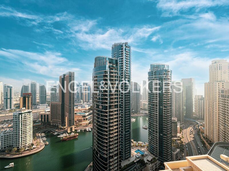 Fully Furnished | Upgraded | Spacious