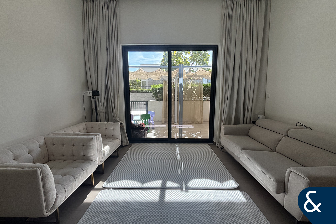 Largest 1 Bed Ground Floor on the Park