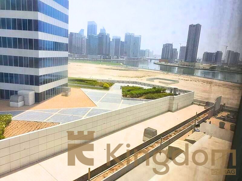 SPACIOUS LAYOUT | FITTED OFFICE | GLASS PARTITION