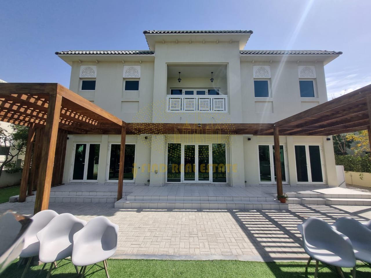 Spacious 4BR Villa + Maid | Elegent | Private Garden