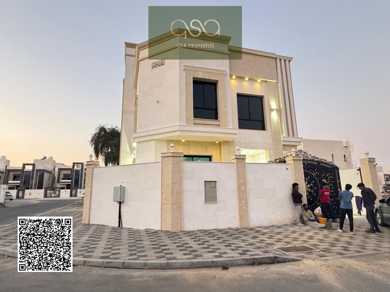 For rent at the best price: Brand new villa Resident in a prime and strategic location on the corner of two streets