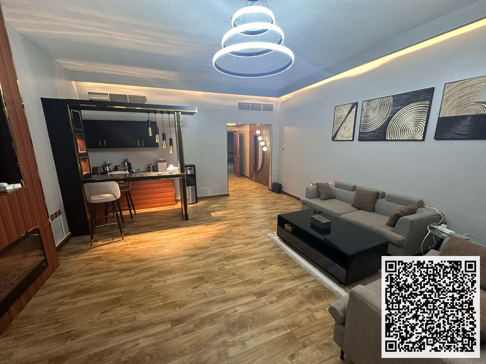 For sale: A distinctive two-bedroom apartment in Horizon Towers. Asking price: AED 580,000 cash. The apartment is fully furnished and features elegant