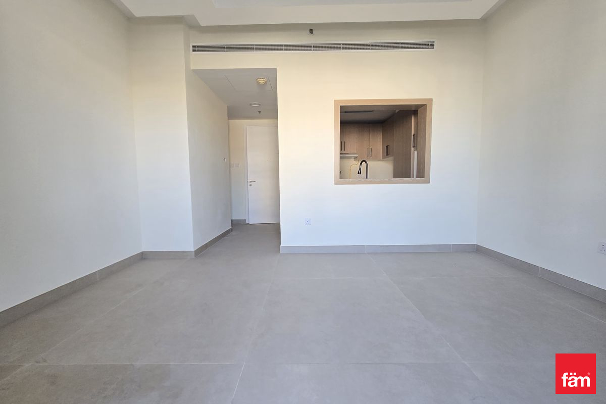 Vacant | Spacious | 4 Cheques | Unfurnished