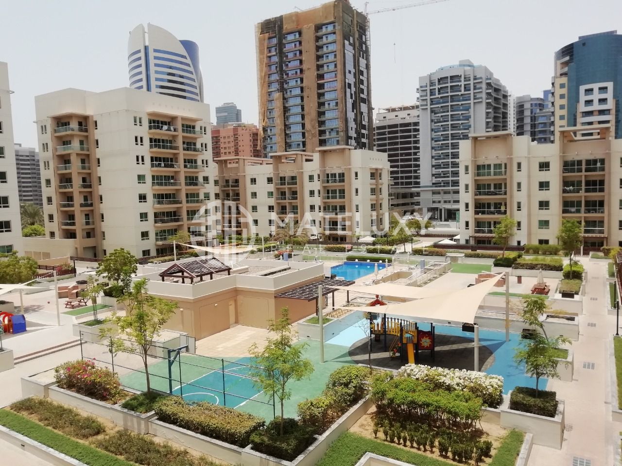 Pool View || Vacant end Jan || Family Community