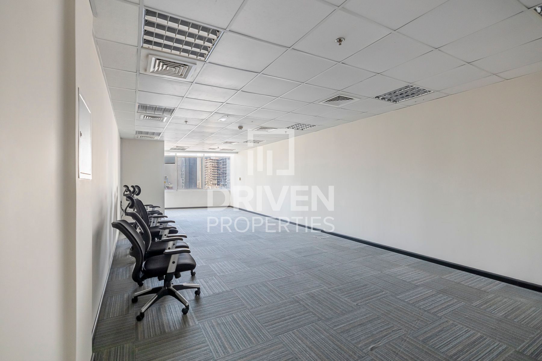 Cozy Office With Carpet | Prime Location