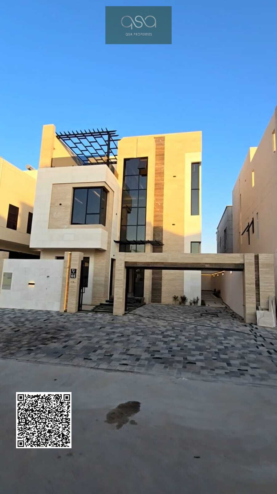 For Rent: Ultra luxury corner 5 Master Bedroom Villa Elevator Swimming pool with marble waterfall