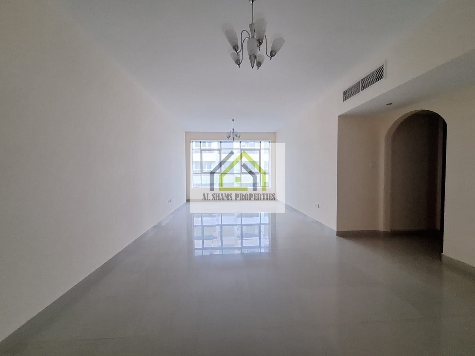 Spacious 2Bedrooms with parking free gym pool free sahara tower.