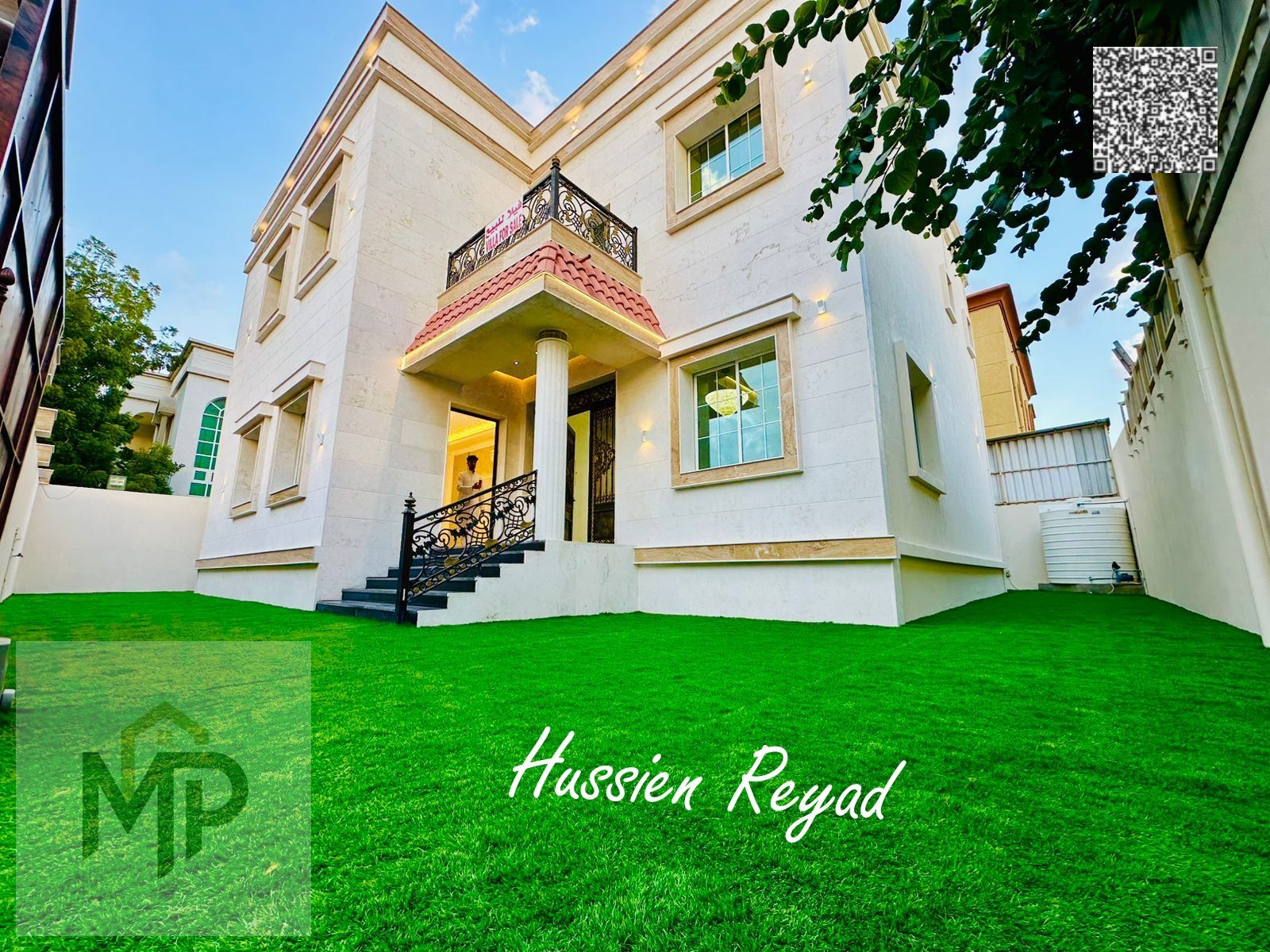 Luxury villa for sale with modern finishes, ready to move in, fully equipped with electricity, water, and air conditioning. A unique opportunity not t