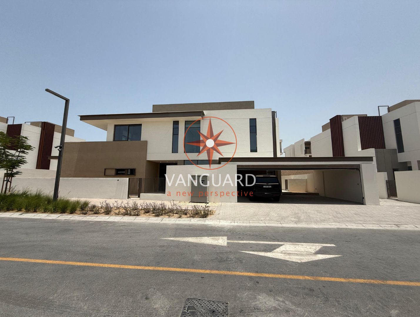 MODERN & SPACIOUS | UNFURNISHED | 4 BEDROOM