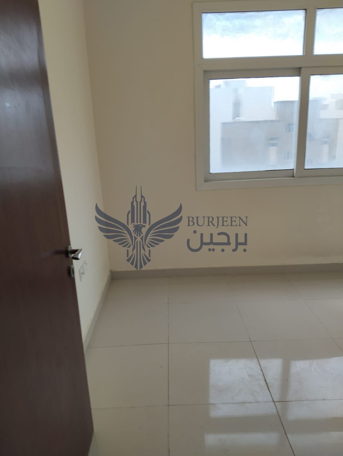 Ready to move 1BHK clean apartment rent 28