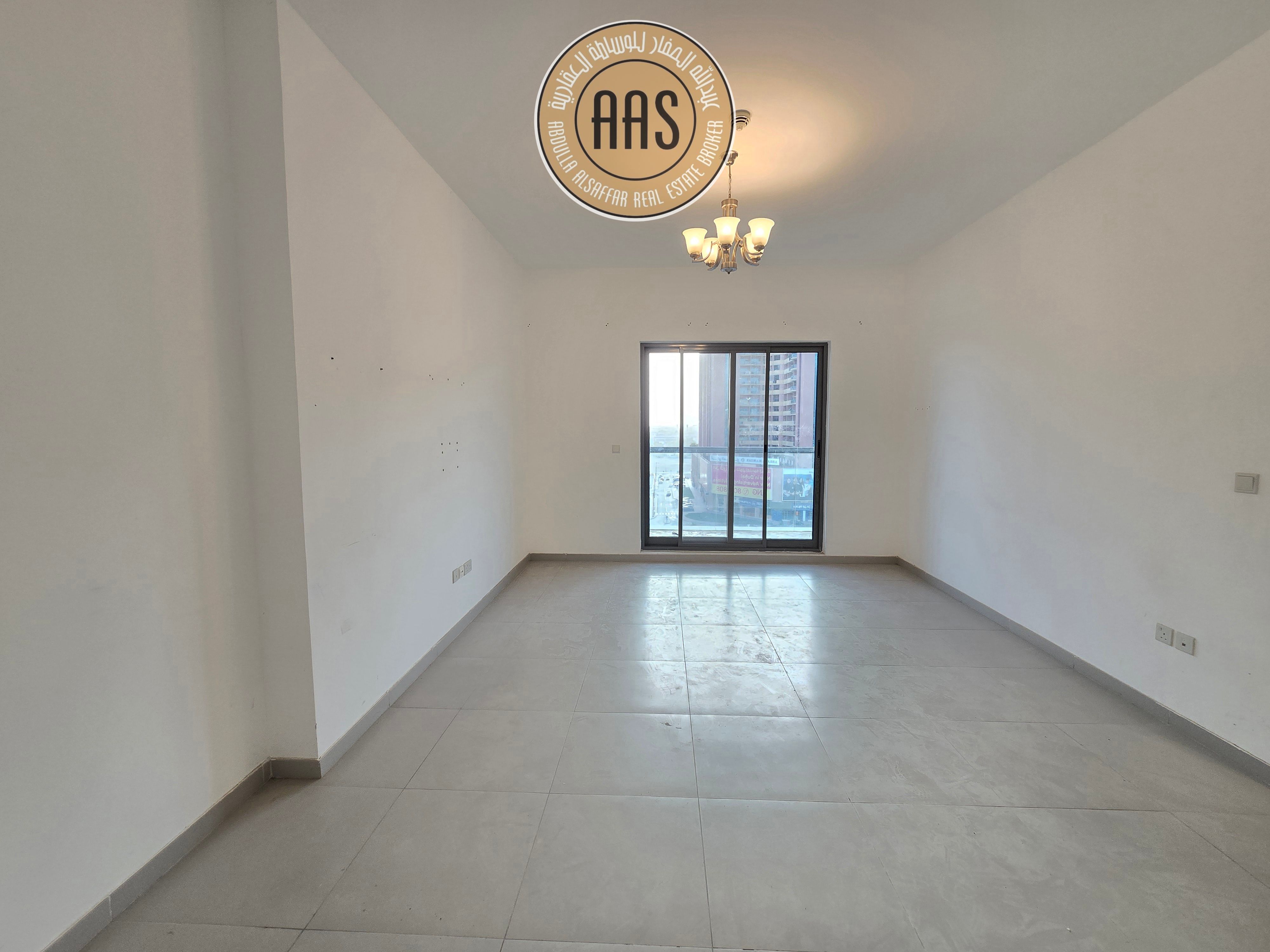 Next To Mulla Plaza | Prime Location | 2Bhk Available For Rent