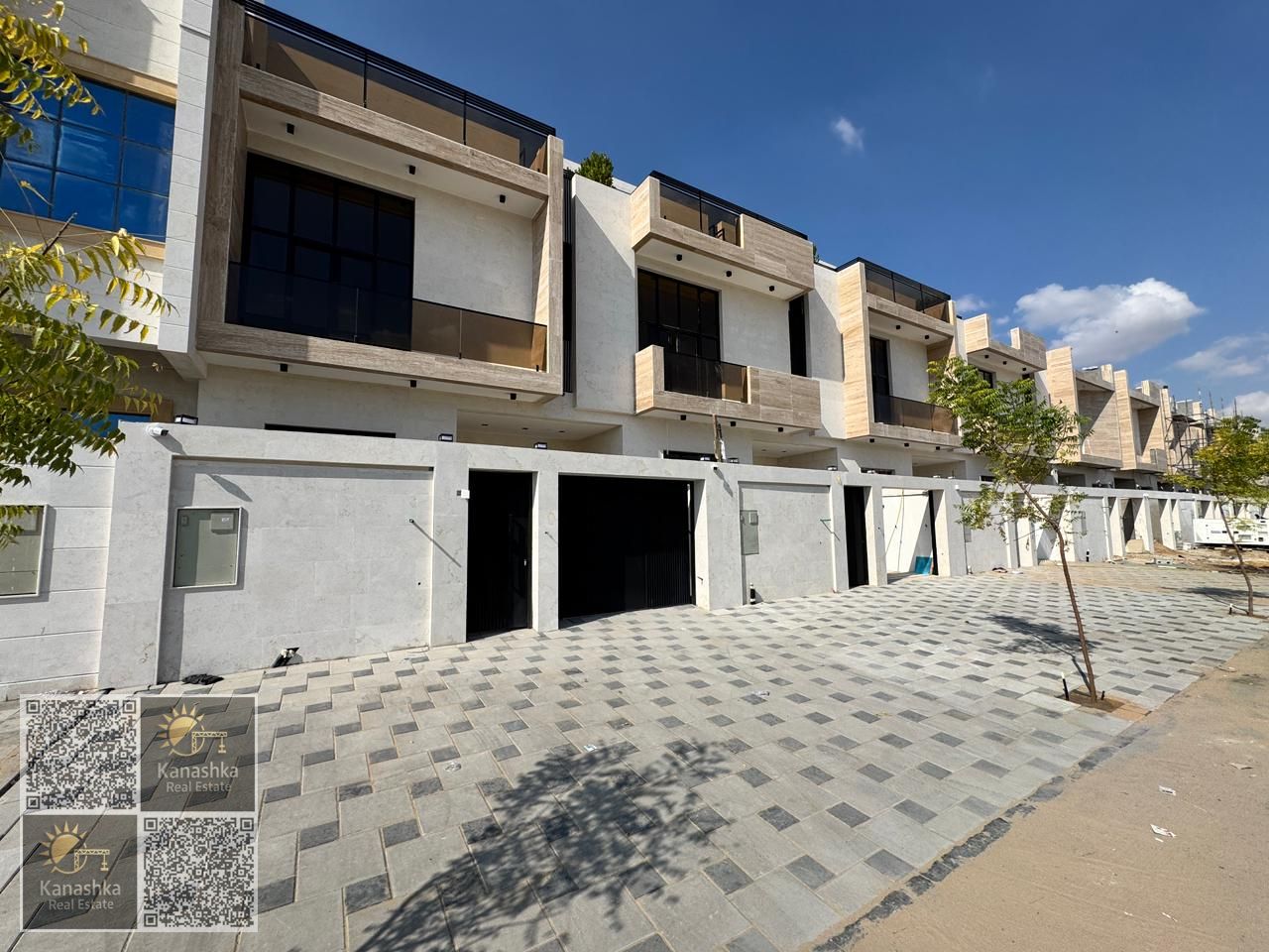 Spacious Townhouse with Roof Terrace | Registration Fees Included | Prime Location