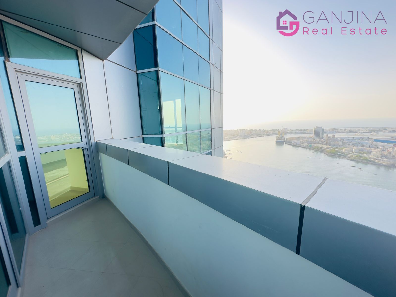 Stunning 3 BR in Julphar Tower: Beach View & Family Perks