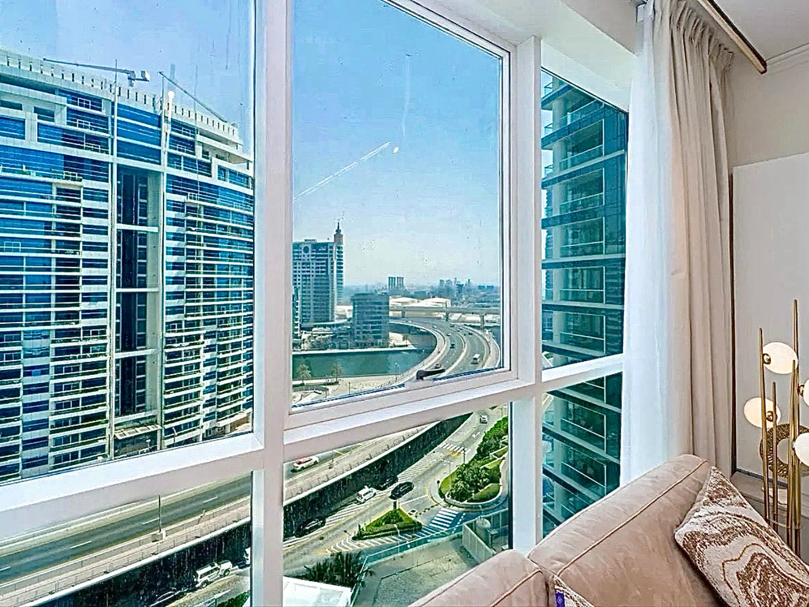 Exclusive | Furnished | Maid | Beach Access