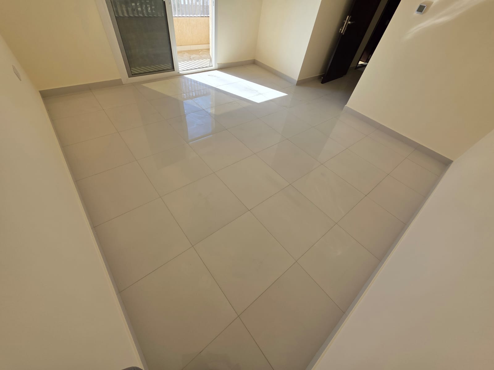space, quality, prime location, and comfort, making it an ideal choice for long-term residence in Al Rawda, Ajman.