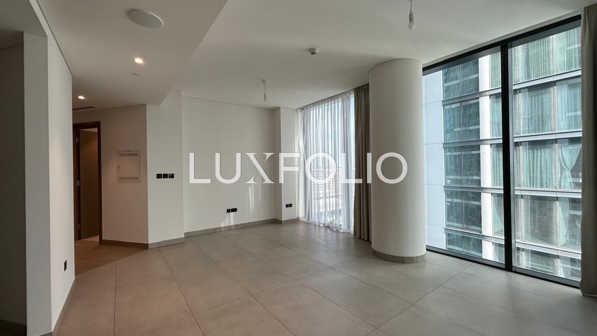 High Floor | Large Layout | High-End Amenities