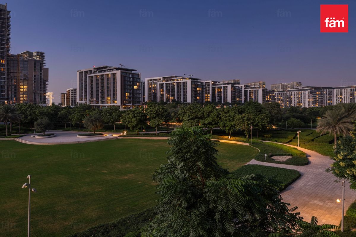 Full Park View | Big Layout | Exclusive