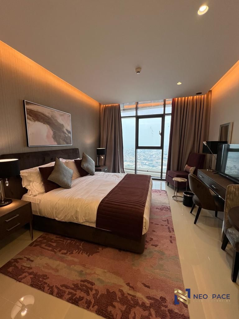 STUDIO | SPACIOUS LAYOUT | READY TO MOVE | JUMEIRAH & CANAL VIEW |