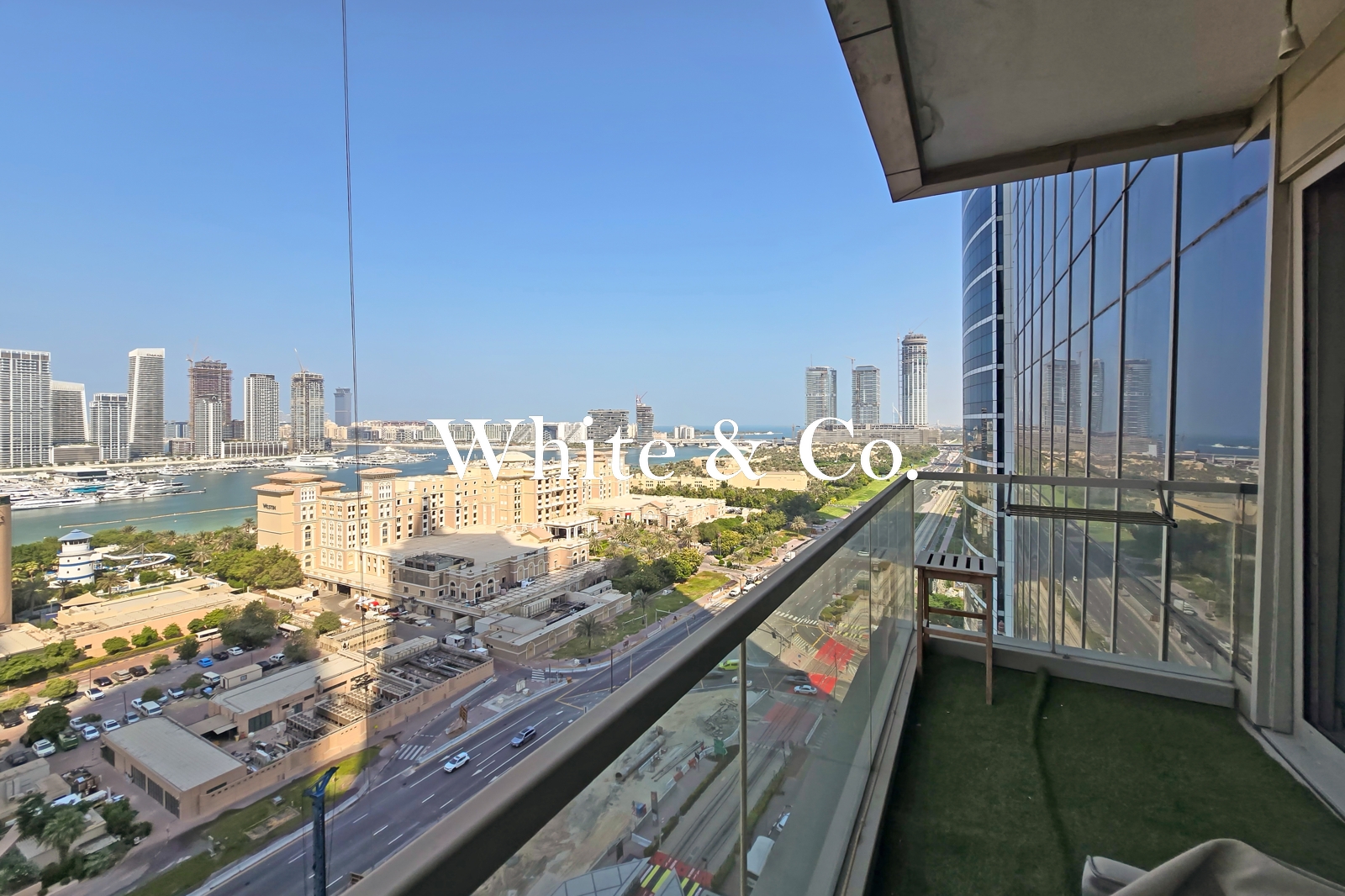Corner Unit | Fully Furnished | Palm View
