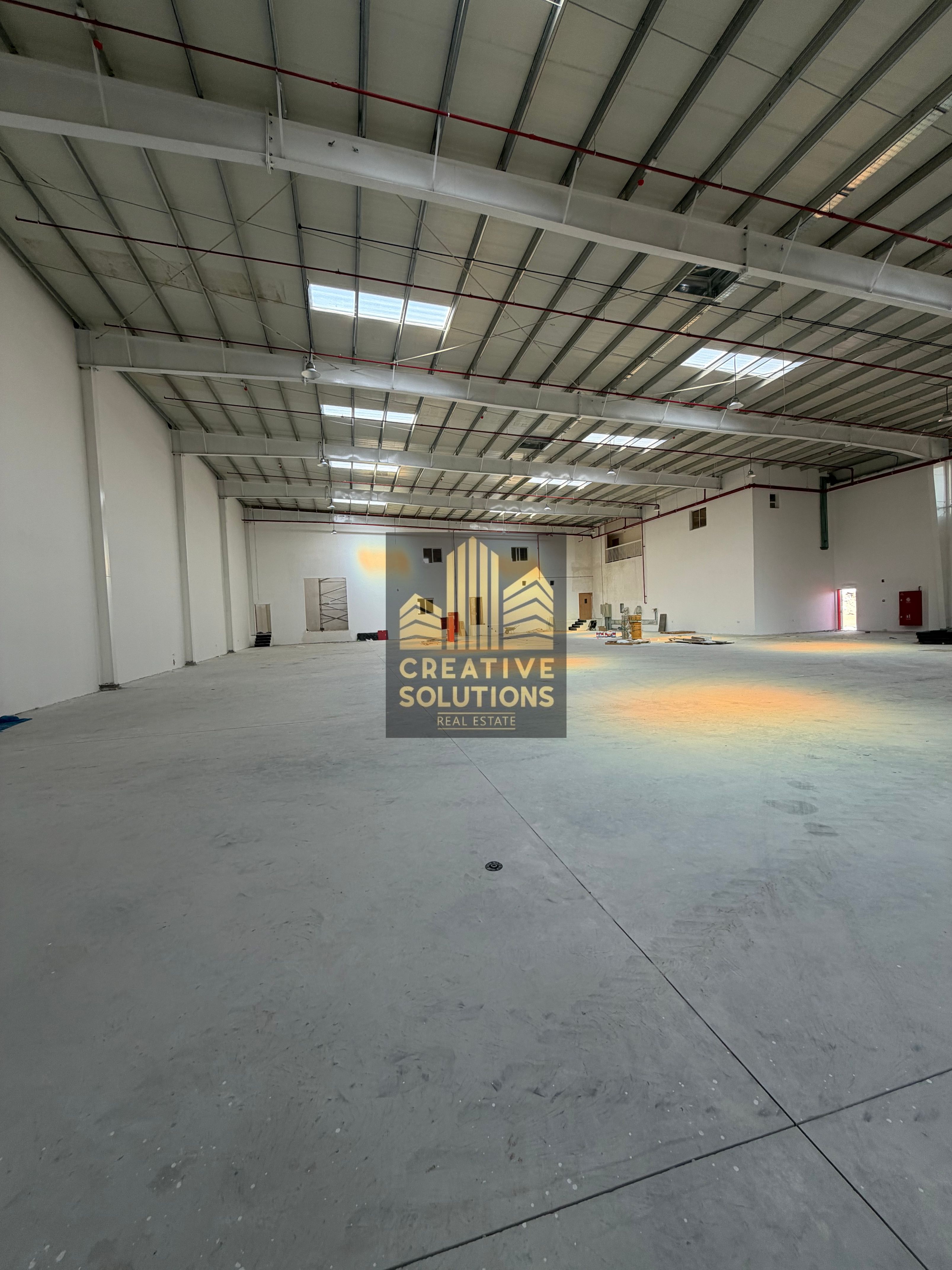 13000SQ. FT. WAREHOUSE AVAILABLE FOR RENT