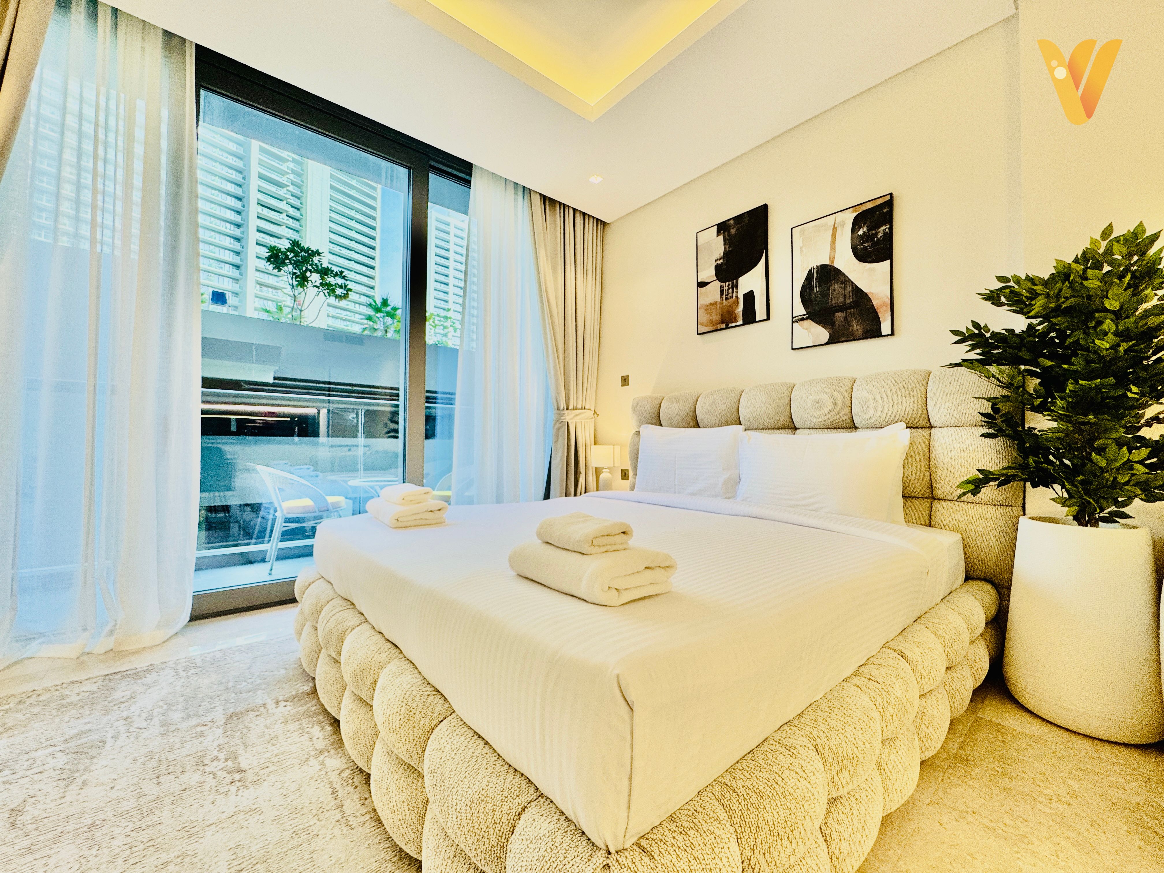 Luxe Studio | City Views | Sterling by Omniyat