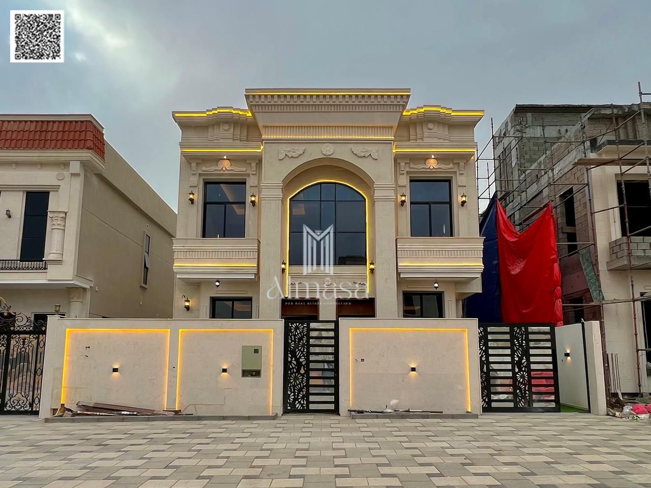 Own a villa with a palatial design and luxurious finishes. The price includes registration, title, water, and electricity fees. Large outdoor setback.