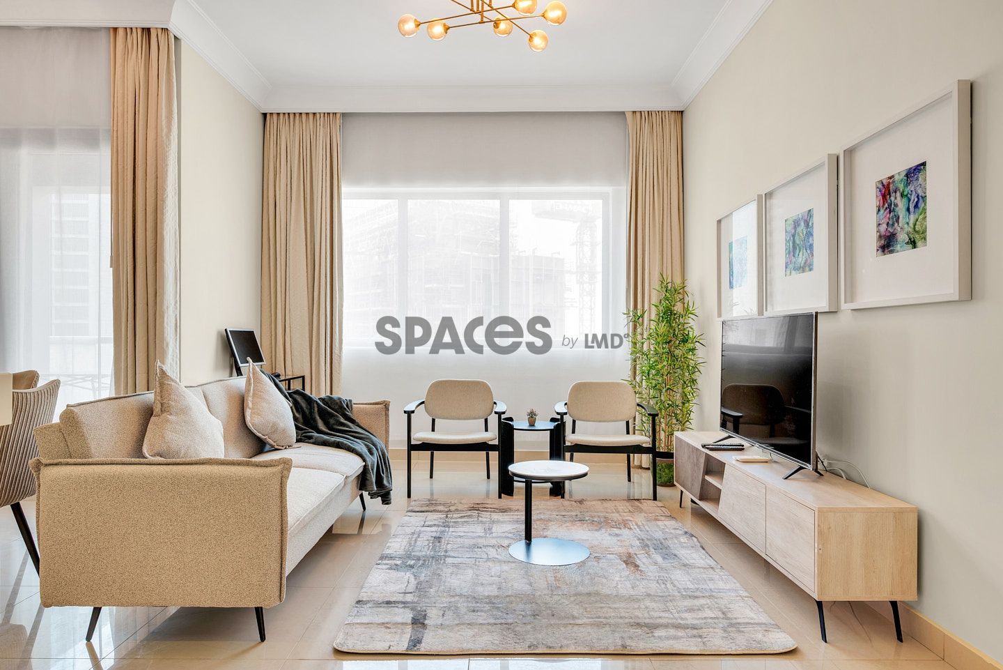 Downtown 2BR | Dubai Mall Access | Canal View