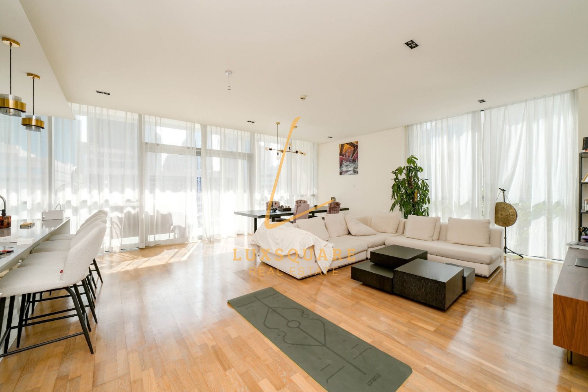 Modern 3BR I Fully Furnished I Vacant Soon
