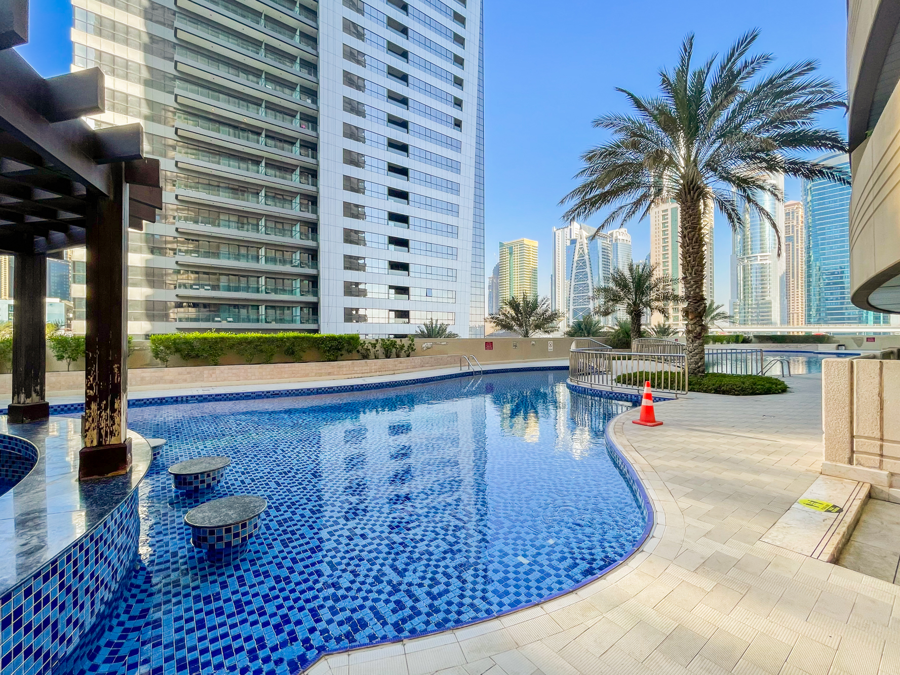 All Bills Included | 1BR Cosy Marina -AVAILABLE NOW