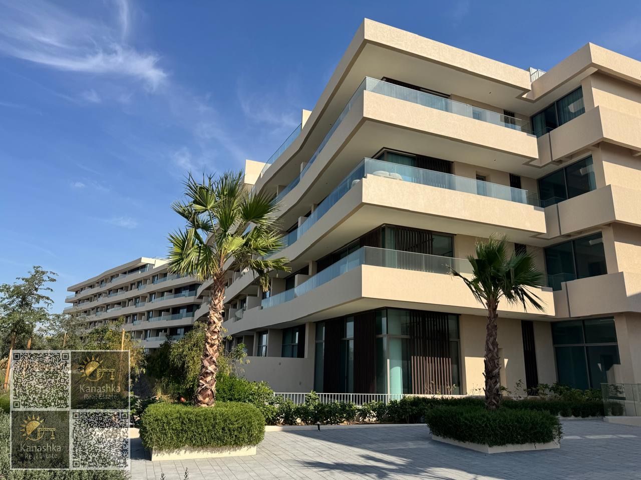 Prime Seaside Location | Bright 2 BHK Apartment for Rent