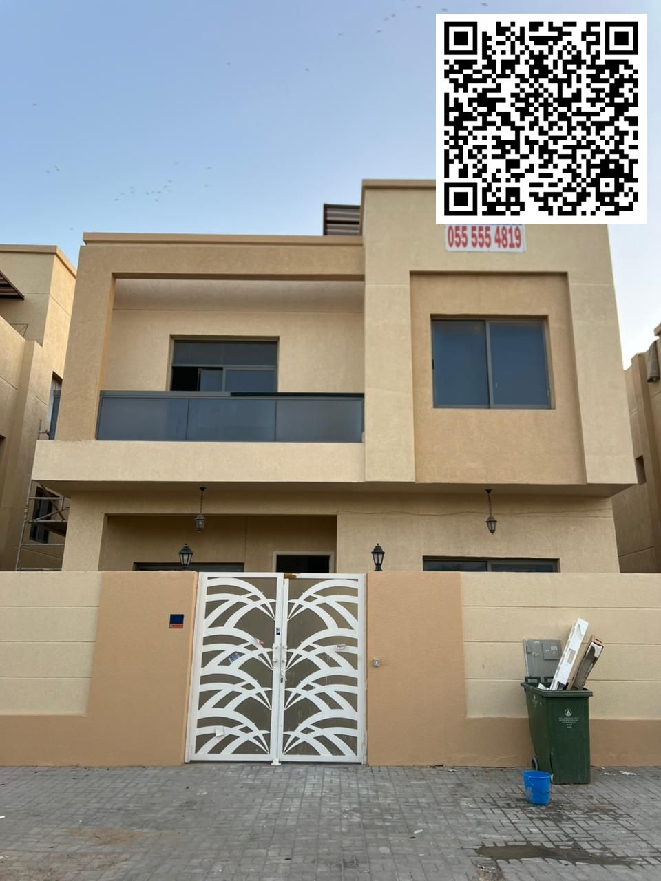 Villa for sale in Al Yasmin, Al Ittihad Scheme, fully furnished with electricity, water, and air conditioning. Located on an asphalt road. Features 5