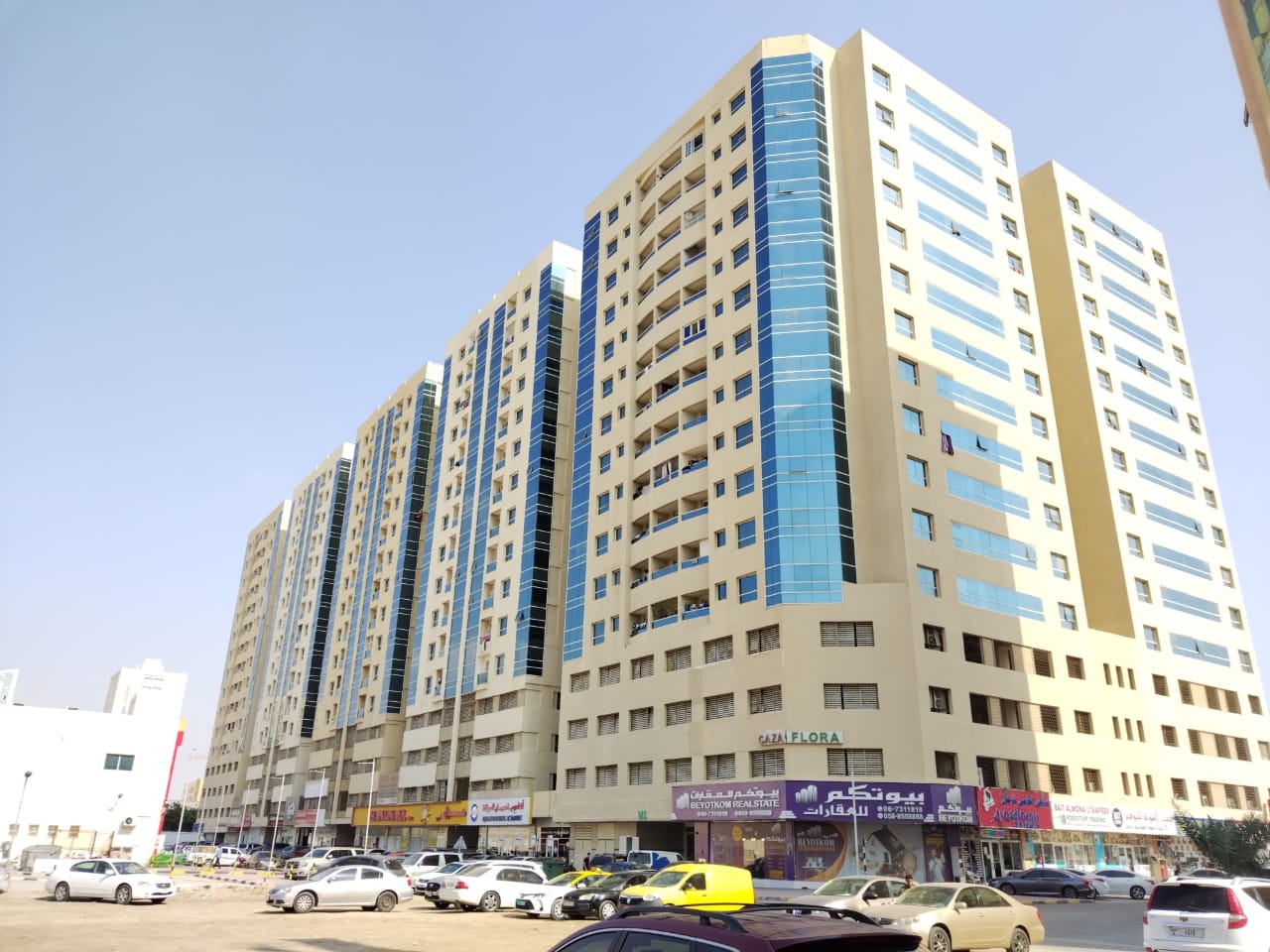 1BHK AVAILABLE FOR SALE IN GARDEN CITY WITH PARKING