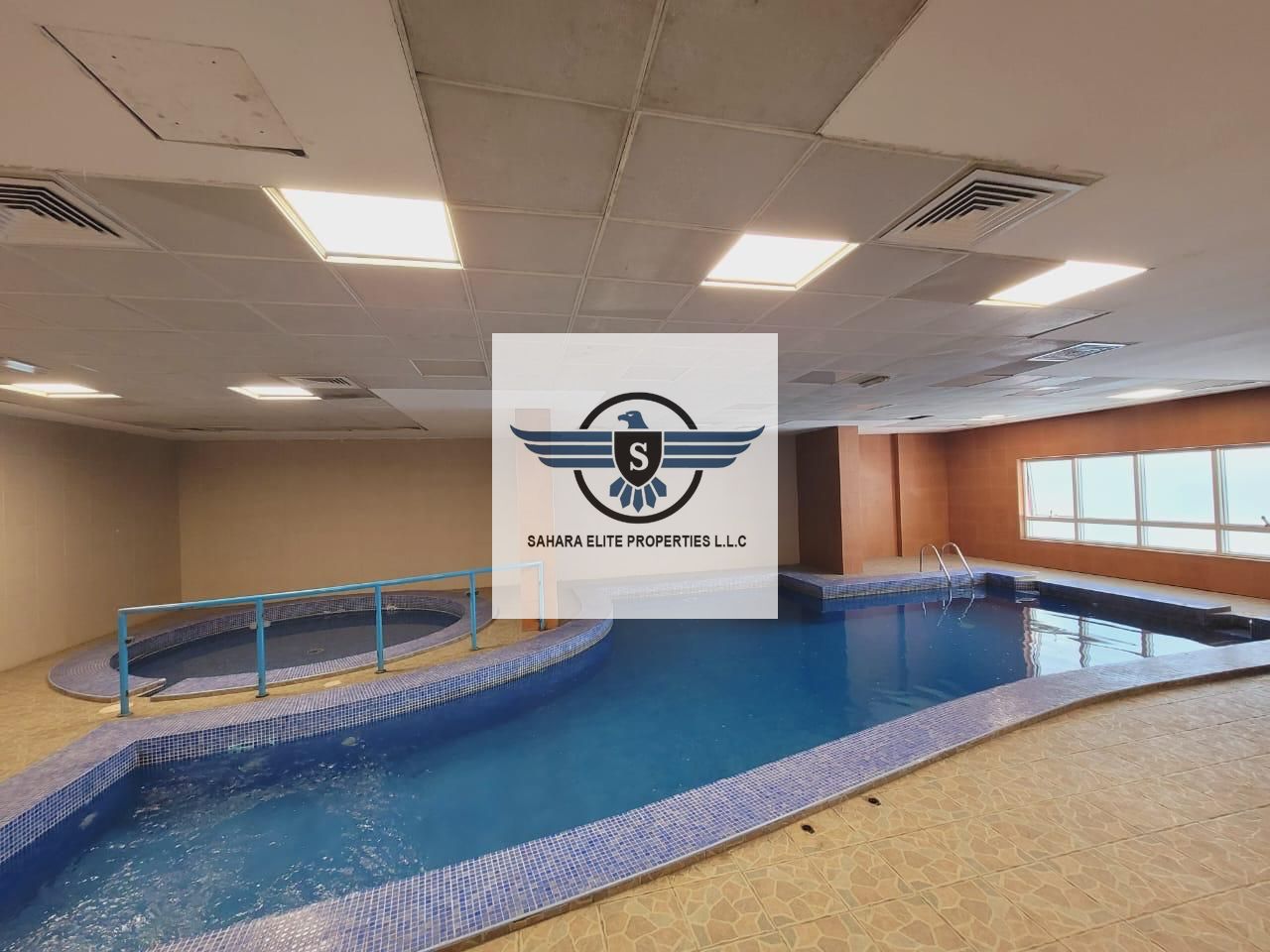 Offer price family building with jym and pool very easy to exit dubai