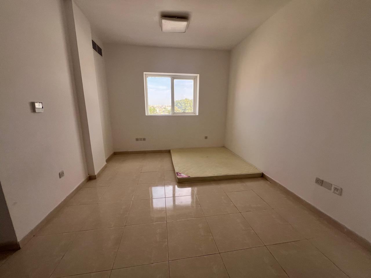 Lavish 2BHK good building near Indian international school rent 49k