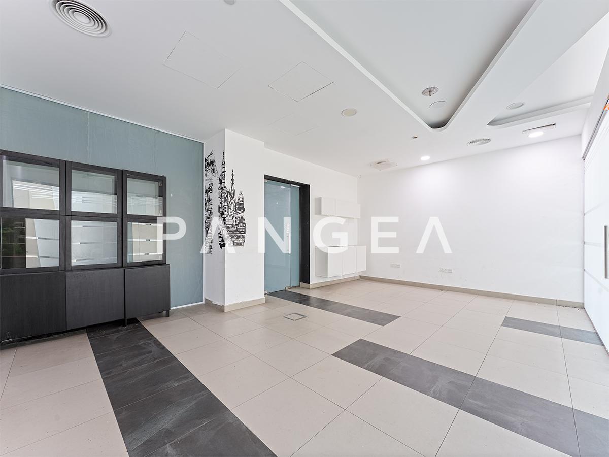 Close to Metro | Fitted and Partitioned | Wet Pantry