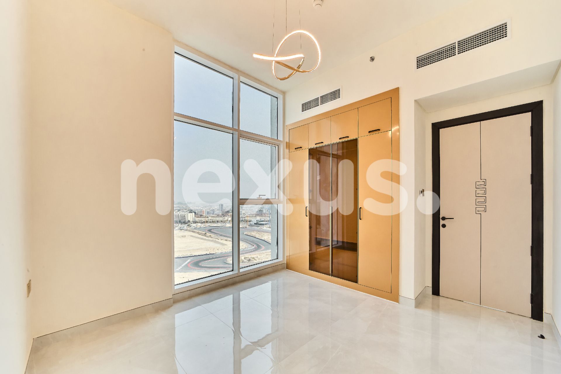 1BR | EQUIPPED KITCHEN | UNFURNISHED | BRAND NEW