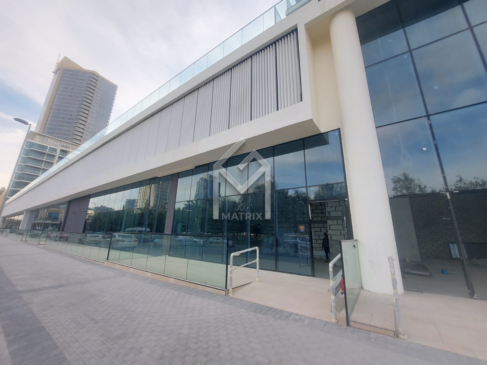 shop for rent for any business activity in binghatti phoenix - retail shop community facing standard shop
