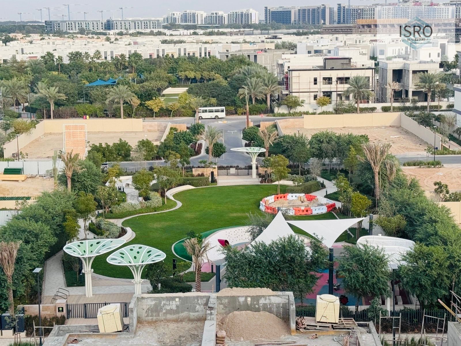 Ready to move || Resale || Gated community || close to mall