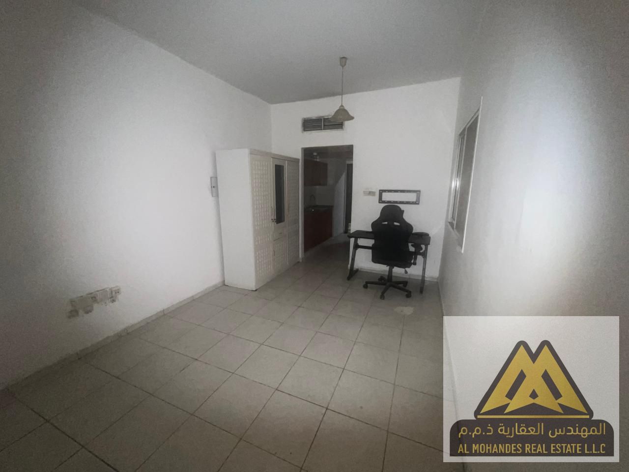 Studio apartment in a prime location in Al Nuaimiya, with 2 separate kitchens.