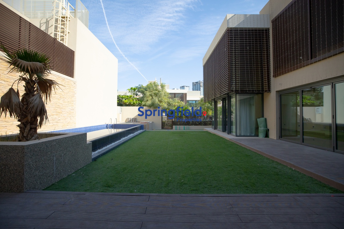 BESPOKE 4 BR MANSIONS WITH PRIVATE SWIMMING POOL
