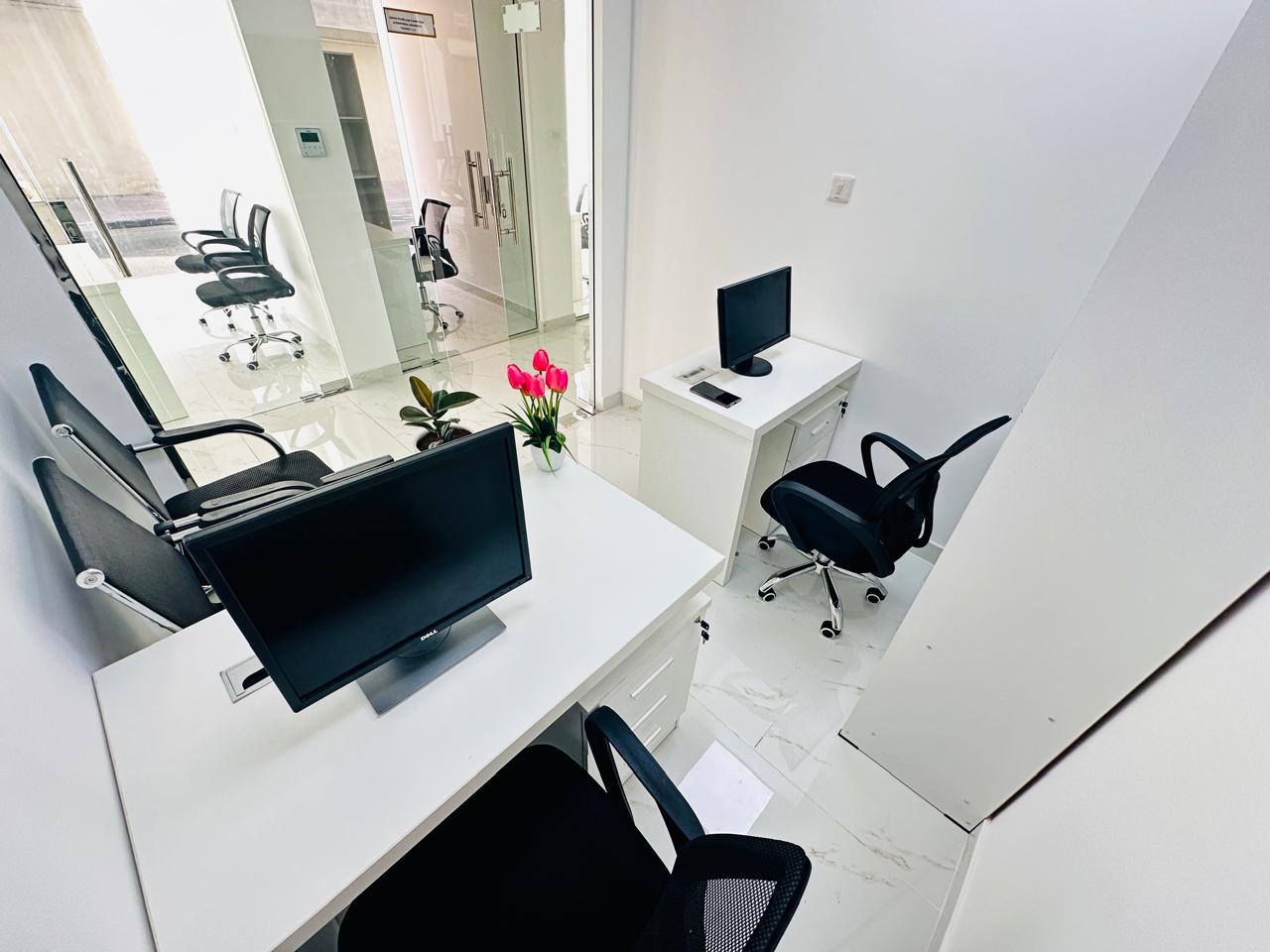 Spacious Office for Rent in Dubai | direct from Owner | near metro