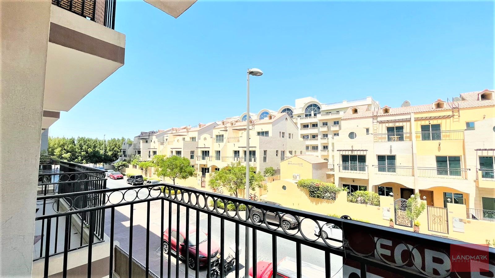 STUDIO UNIT | WITH BALCONY | PRIME LOCATION