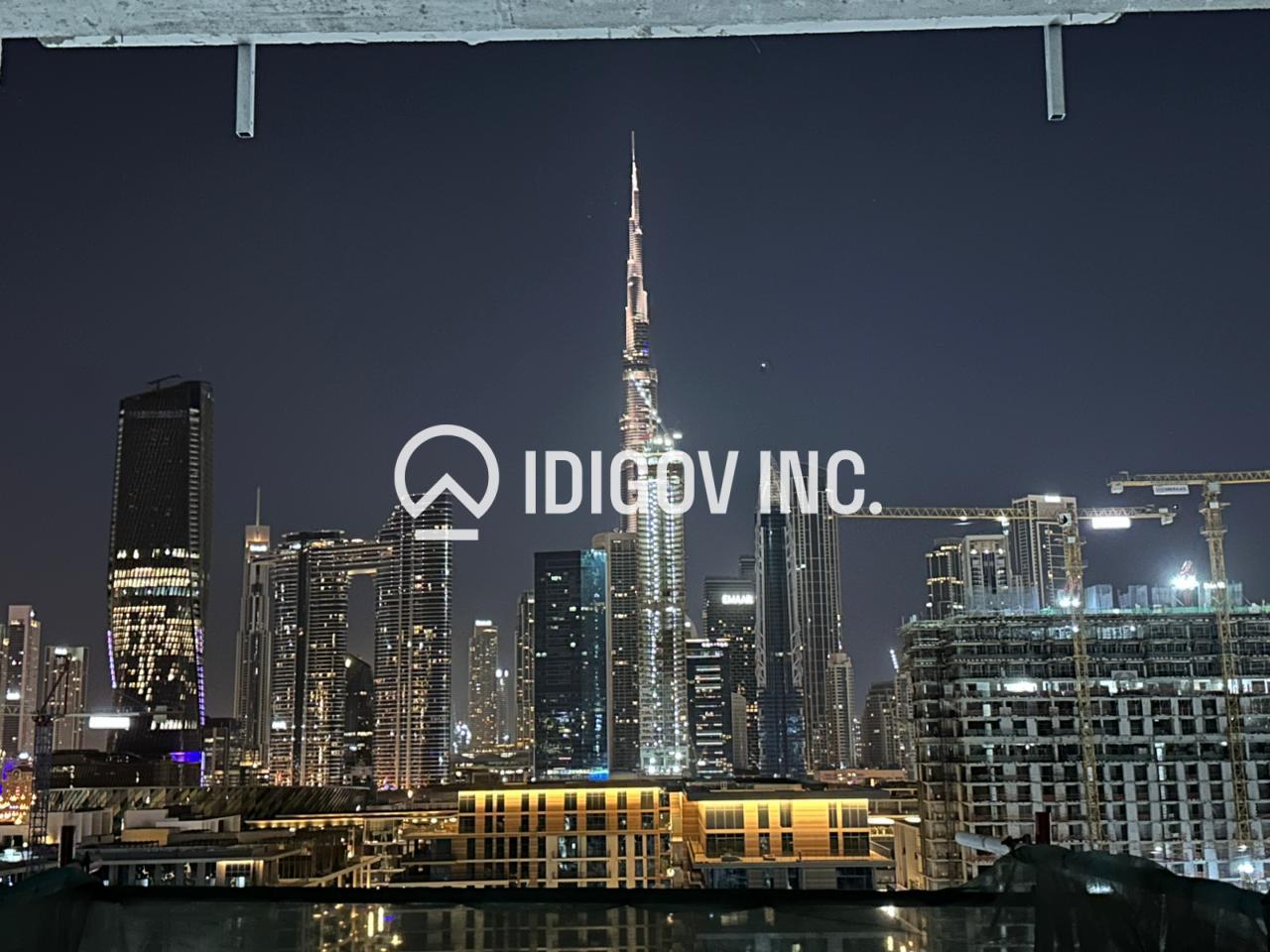 Rear corner unit | Burj khalifa view | Sea View