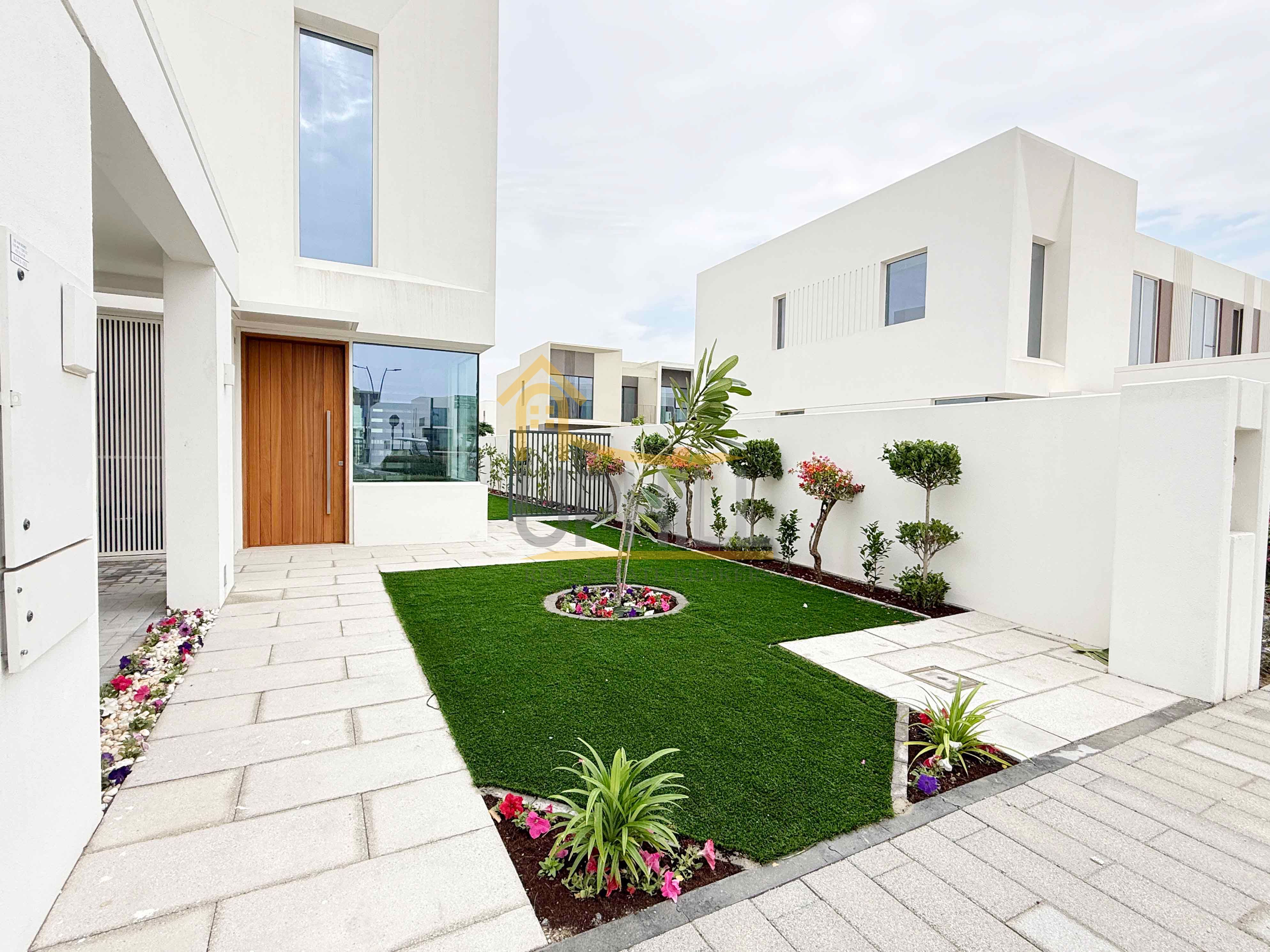 Corner Unit - Ready 4 Beds + Maid - Landscaped
