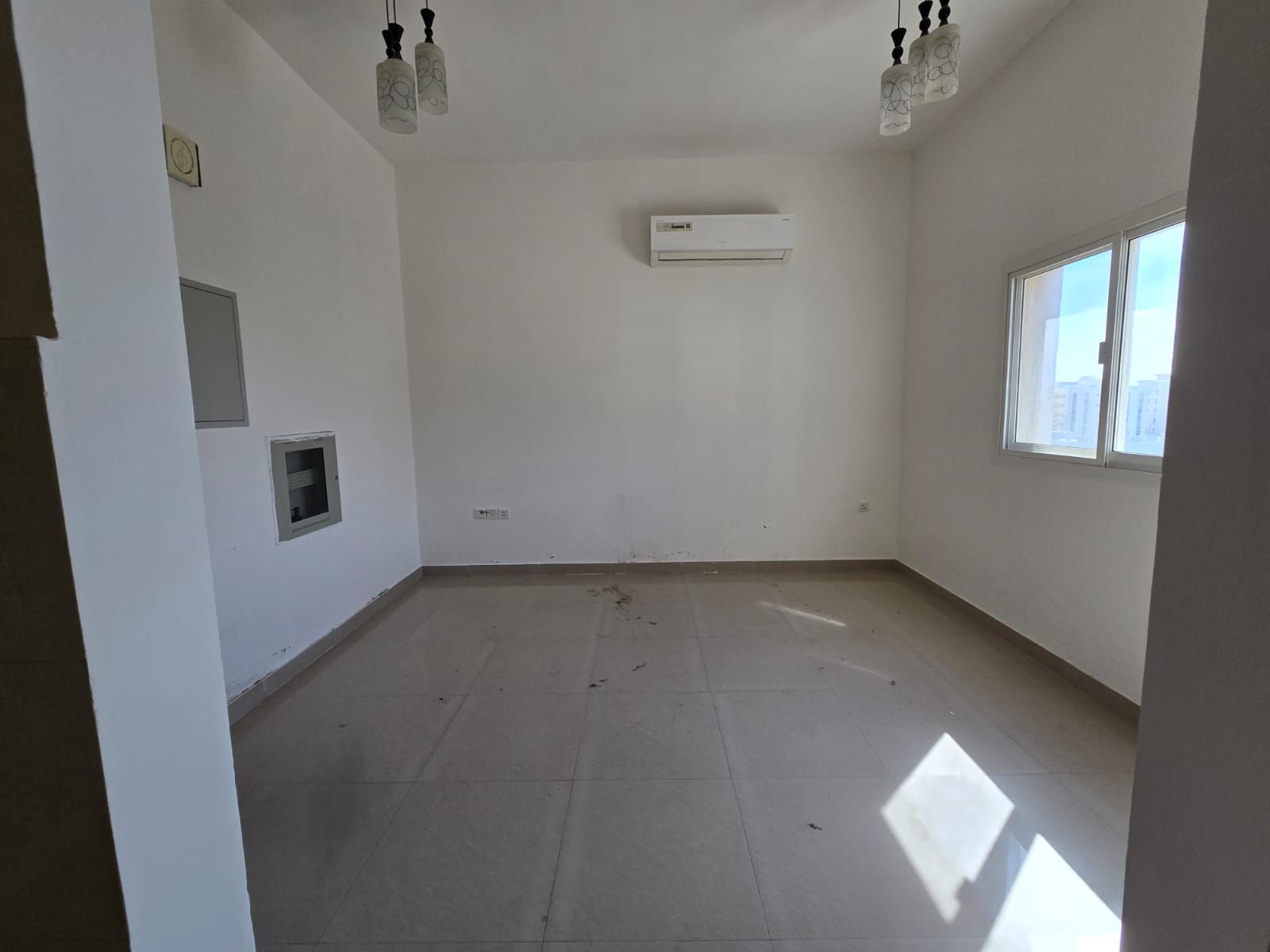 A great opportunity: Studio apartment for annual rent in Al Hamidiya, near Ajman Court.