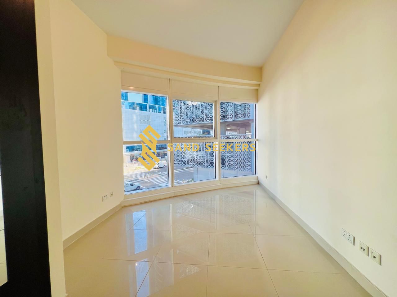 Your Dream Home Is Here! Stunning Views! Ready