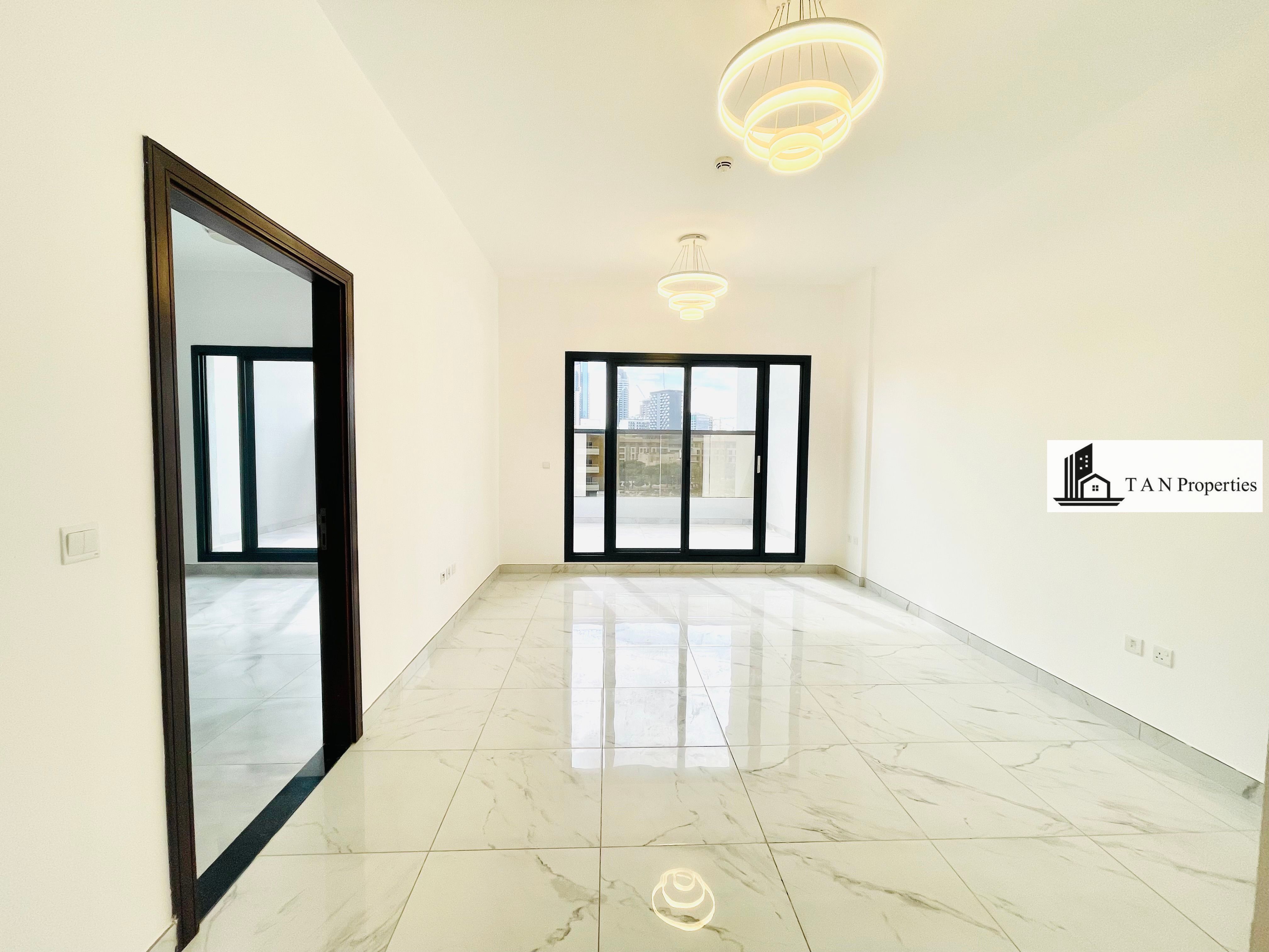 Luxurious | Kitchen appliances | Bright & Spacious