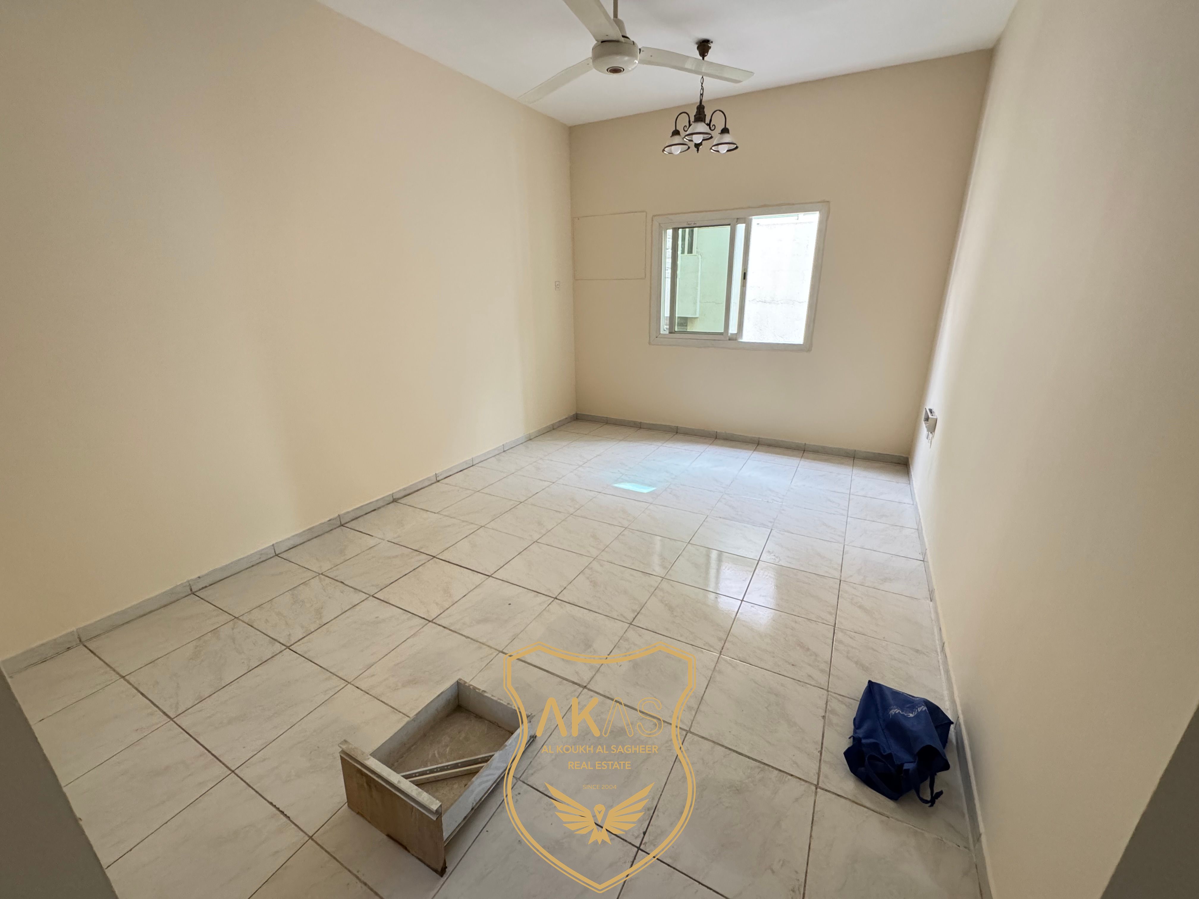 Large Layout 2BHK Apartment | Balcony | Near Supermarkets & Park